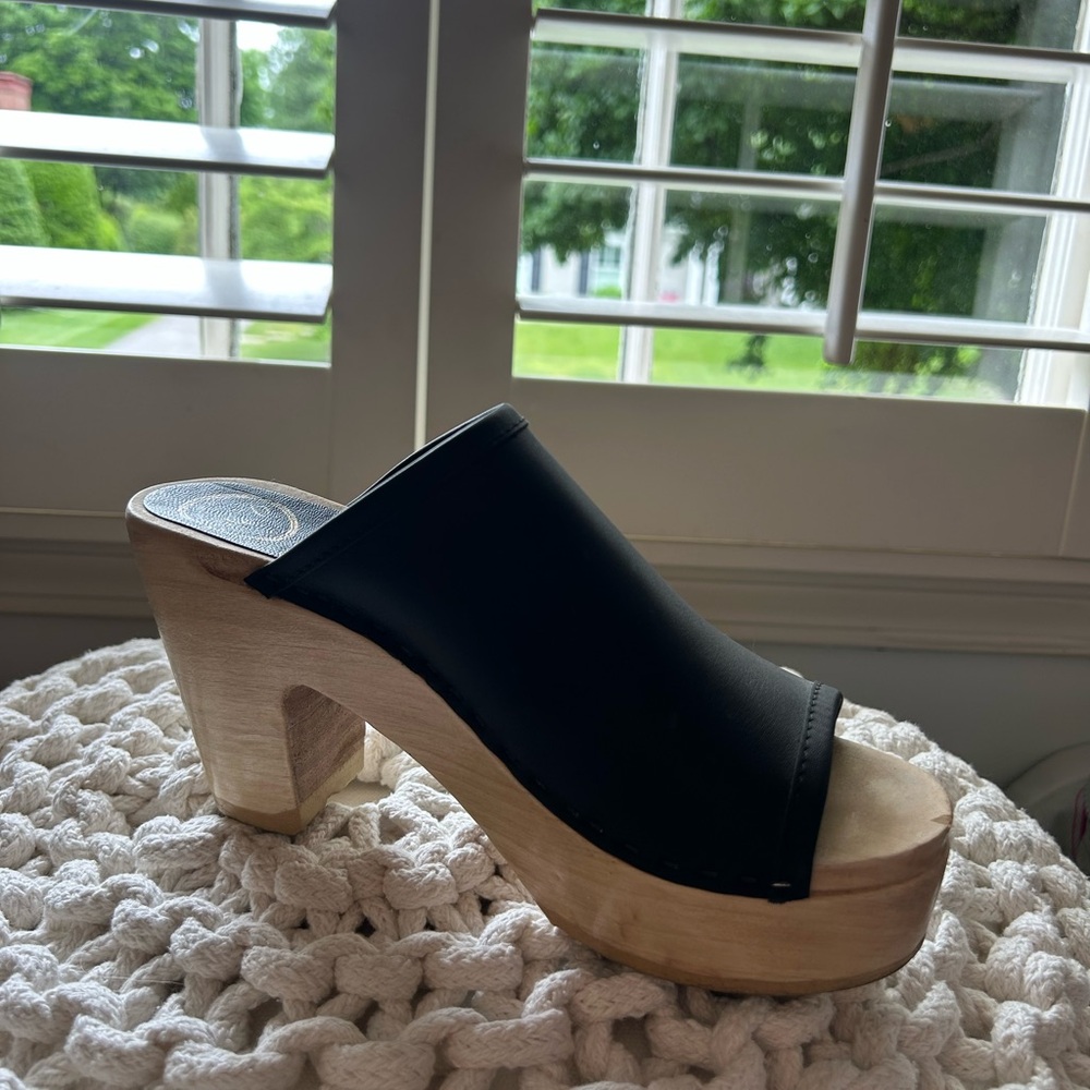No. 6 Black Leather Clogs